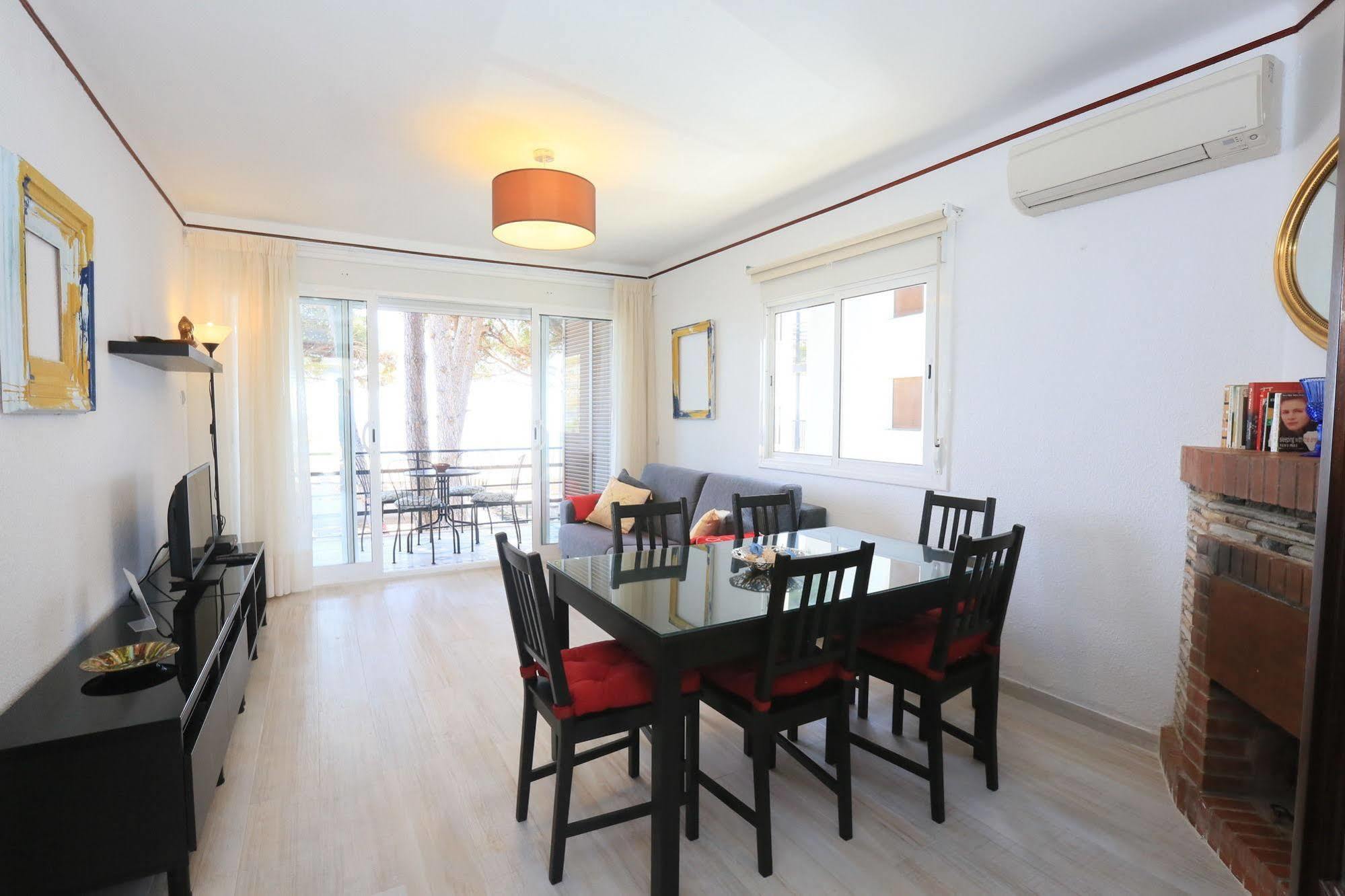 Apartamentos La Torre Cambrils Exterior foto
